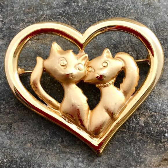 Vintage Danecraft 2 cat Heart Brooch 1040 - Picture 1 of 4